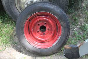 lot 38 image: Bridgestone Potenza RE92 P18560R14 Tire w 14 5-Lug Rim