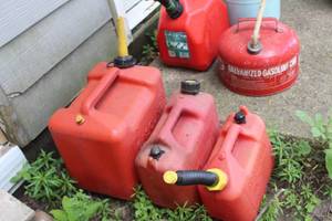 lot 46 image: Lot of (3) Plastic Gas Cans