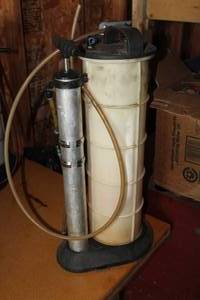 lot 69 image: Mityvac 2.3-Gallon Fluid Evacuator