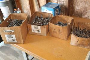 lot 75 image: Lot of  U-Bolts