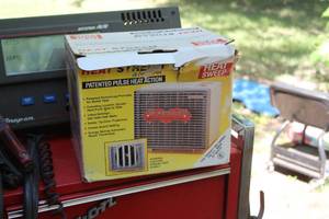 lot 95 image: Heater (in box)