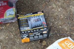lot 113 image: Pro-Logix 612VDC 20102 Amp Battery Charger