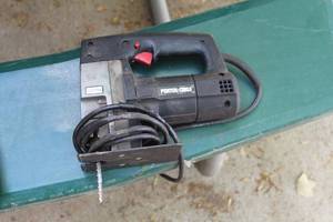 lot 124 image: Porter-Cable Jig Saw