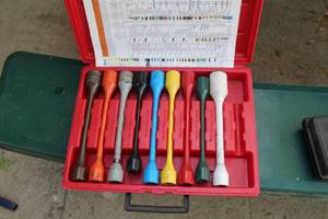 lot 126 image: Torque Socket Set