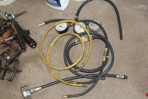 lot 254 image: Assorted Gauges and Hoses