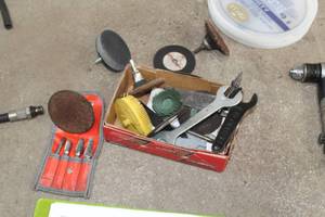 lot 255 image: GrinderSander Attachments