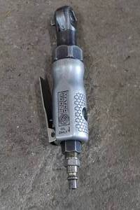 lot 263 image: Matco MT1835 14 Drive Air Ratchet