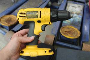 lot 280 image: DeWalt DC759 12 18V DrillDriver