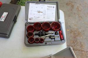 lot 299 image: Matco Tools HSV13K Hole Saw Kit w Plastic Case