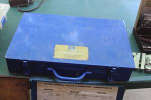 lot 486 image: Parts Organizer Case w Electrical Connectors