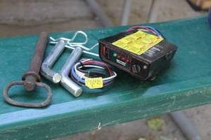 lot 499 image: Trailer Brake Control Box with (3) Hitch Pins
