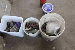lot 516 image: Lot of (3 Buckets) Misc. Fasteners