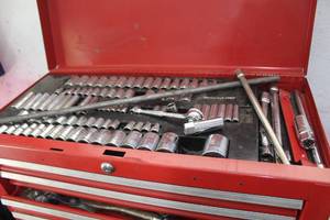 lot 216 image: Hand Tools - Sockets and Extensions