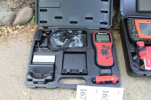 lot 171 image: Snap-on TPMS3 Tire Pressure Sensor Tool Kit