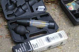 lot 174 image: EverTough Block Test Kit w Case