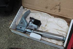 lot 177 image: Thread Chaser (in box)