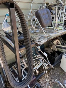 lot 32 image: 1984 Honda Goldwing Parts