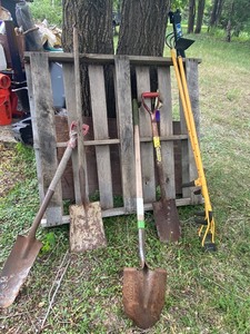 lot 63 image: Tools