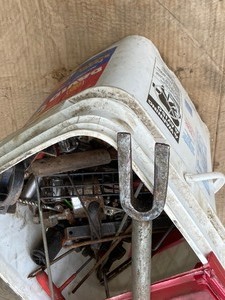 lot 95 image: Bucket, MetalTools