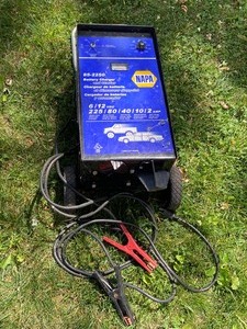 lot 94 image: Napa Battery Charger and Starter