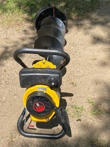 lot 113 image: Ice Auger