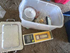 Tote with serving tray, glasses, Ly...
