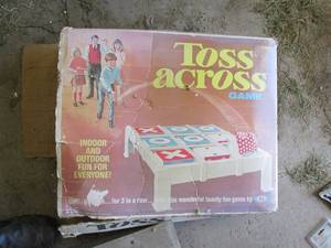 Vintage Toss Across game with origi...