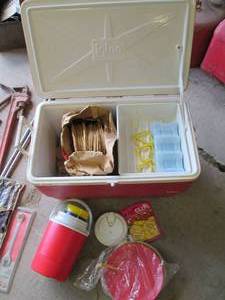 Vintage 45.4 liter Igloo cooler inc...