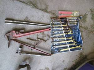 Wrench set, crowbar, large pipe wre...