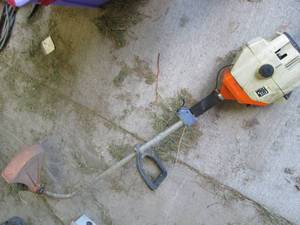 Stihl CutnTrim gas weed whip...
