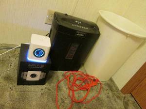 Fellowes W-6C paper shredder, trash...