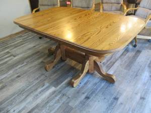 654231 oak dining room table...