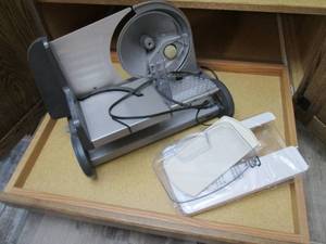 Deni meat slicer (missing blade) se...