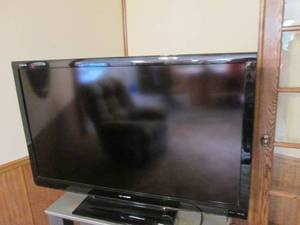 Sharp Aquos 60 liquid crystal tv w...