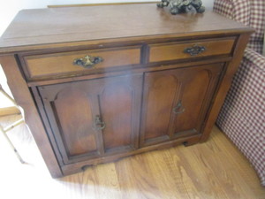 Buffet Expandable Table