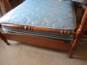 Poster Bed