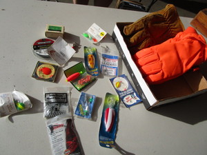 Lures, Gloves