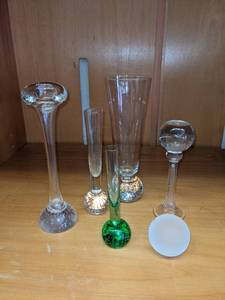 lot 189 image: Art Glass Stem Vases