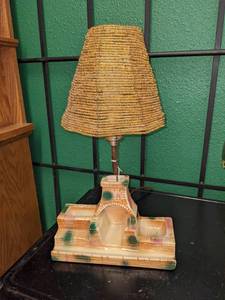 lot 138 image: Southwestern Pueblo Ceramic Table Lamp