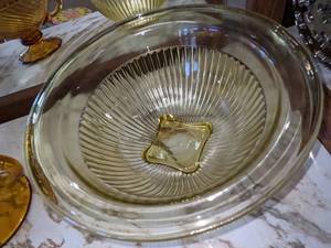 lot 95 image: 2 Amber Glass Serving Bowls