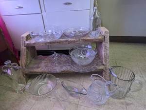 lot 32 image: Large Grouping of Quality Clear Glass Items