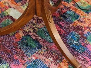 lot 620 image: Solid Wood Pedestal Table