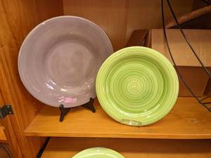 lot 621 image: 7 Pottery Barn 12 Pasta Dishes