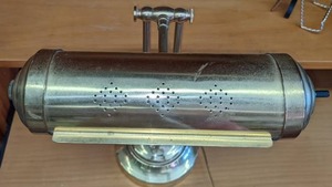 lot 419 image: Brass Lawyers Desk Lamp