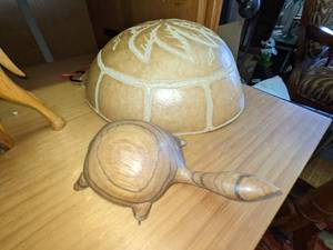 lot 256 image: Wood Decor