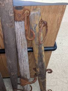 lot 263 image: Primitive Horse Harness EvenersYokes