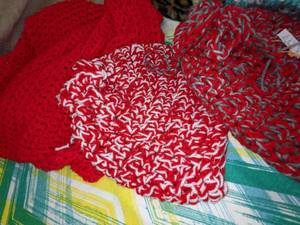 lot 462 image: Hats and Scarves
