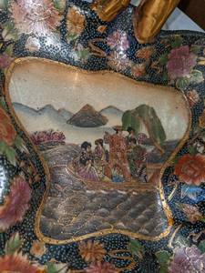 lot 273 image: Hand Painted Satsuma Asymmetrical Low Basket wHandle