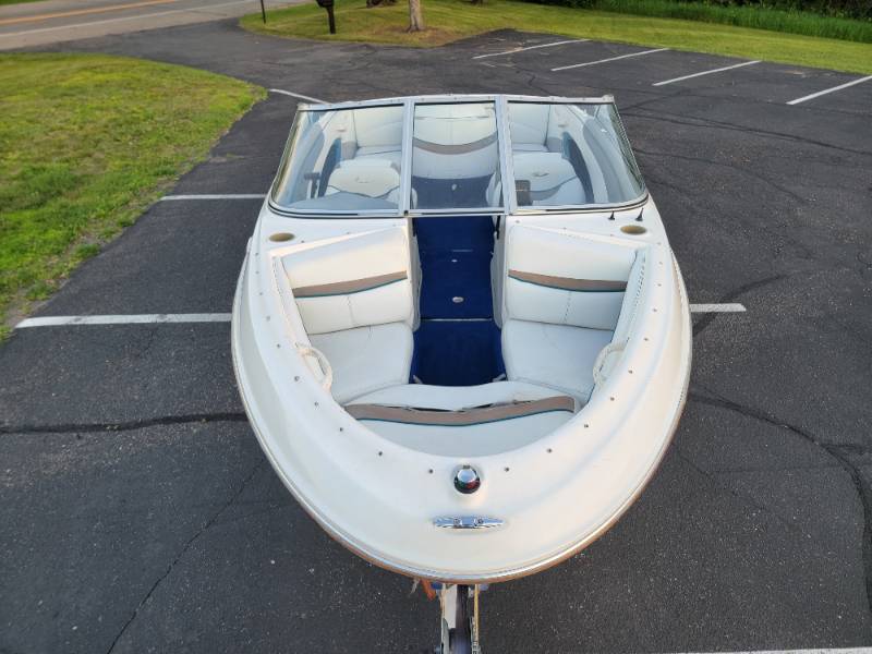 1998 Bayliner 1750 Capri