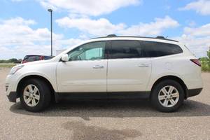 2014 Chevrolet Traverse LT - 2 OWNERS - AWD